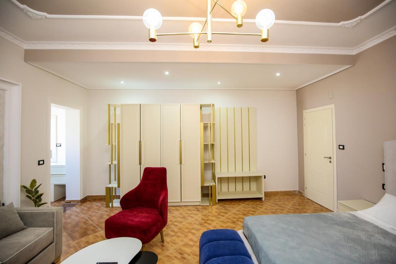 Hotel Vila Stefa Vlorë Екстериор снимка